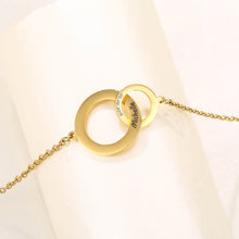 Lade das Bild in den Galerie-Viewer, Halskette mit zwei gravierten umschlungenen Ringen jouelei