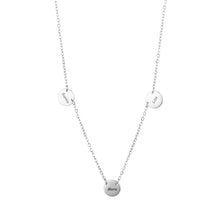 Lade das Bild in den Galerie-Viewer, LOANYA Halskette mit drei personalisierten Coins Loanya Silber 40 cm