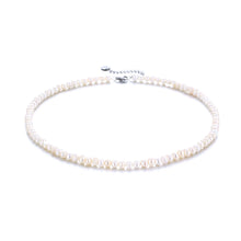 Lade das Bild in den Galerie-Viewer, LOANYA Perlenkette mit Anhänger Necklaces Loanya Silber