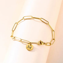 Lade das Bild in den Galerie-Viewer, Tayna Gliederarmband mit Initiale JOUELEI