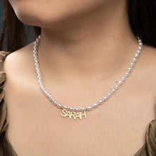 Lade das Bild in den Galerie-Viewer, Perlen Namenskette Necklaces Loanya 
