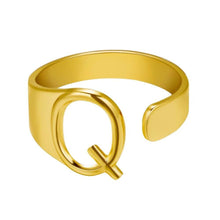 Lade das Bild in den Galerie-Viewer, Unique Buchstaben Ring jouelei Gold Q 
