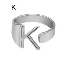 Lade das Bild in den Galerie-Viewer, Unique Buchstaben Ring jouelei Silber K 
