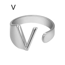 Lade das Bild in den Galerie-Viewer, Unique Buchstaben Ring jouelei Silber V 
